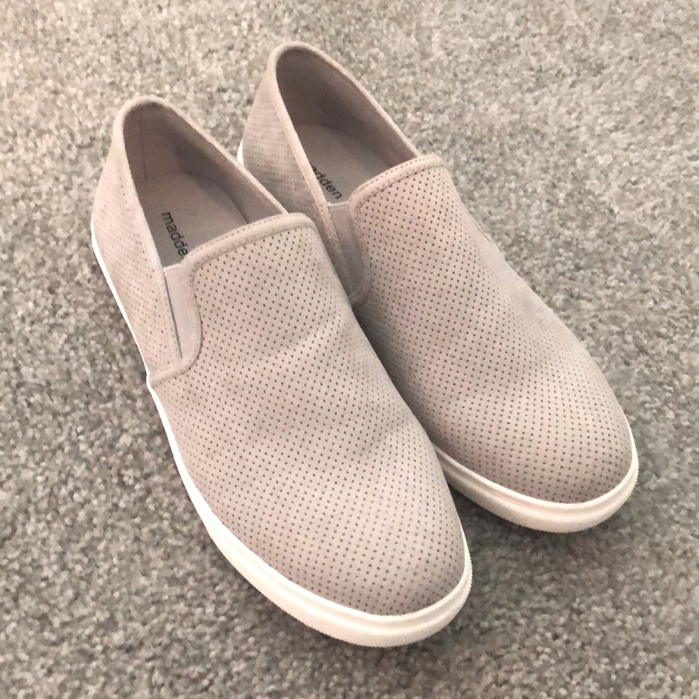 Madden girl slip on shoes